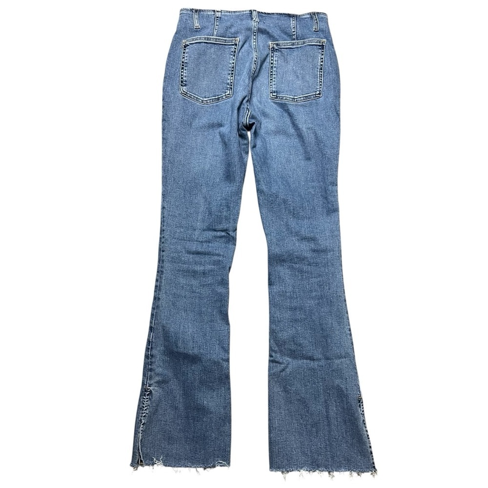Free People Vintage Style Raw Hem Blue Denim Flare Jeans Women’s Size 29 - Picture 2 of 7
